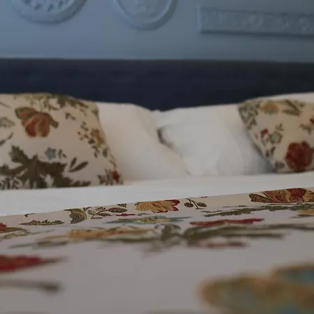 Il Cavaliere Bed & Breakfast *