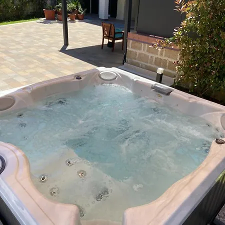 Il Cavaliere Bed and Breakfast 4*